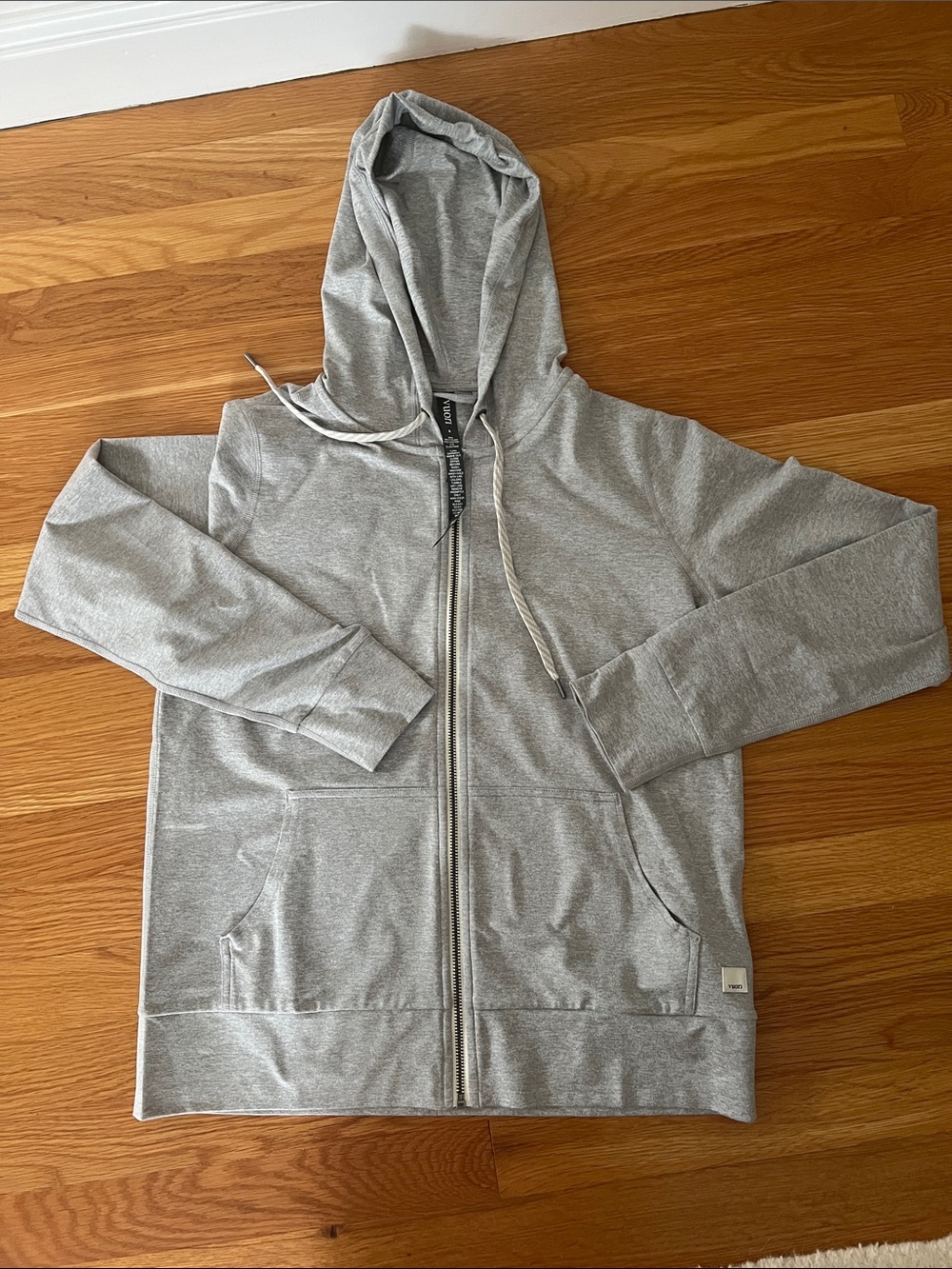 Brand New Vuori Halo Light Gray Zip Hoodie
